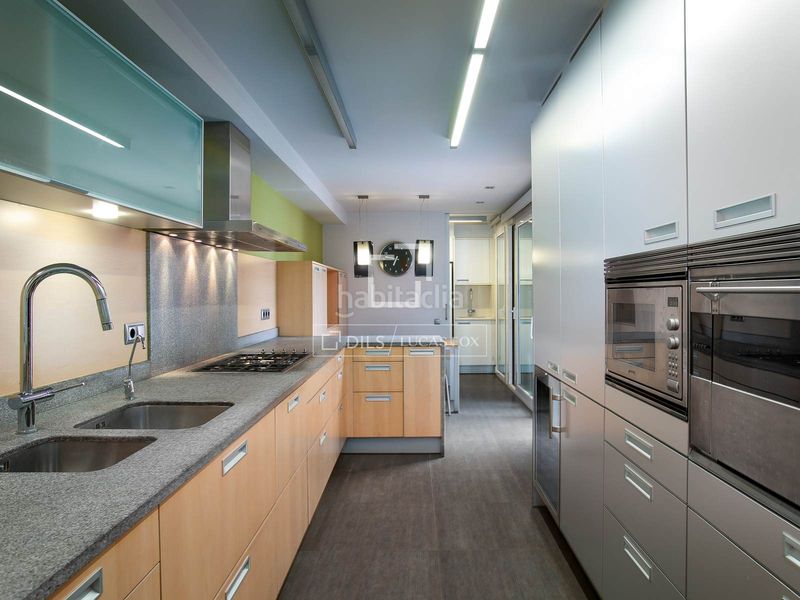 Foto bbee1291-86f6-45c9-8a14-ea59162d7f77. Xalet amb calefacció aparcament piscina a Alella