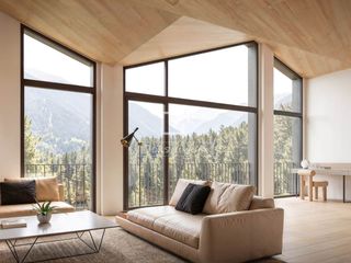 Chalet à Pal-Xixerella. Casa de obra nueva de 3 dormitorios con 745 m de superficie y ja