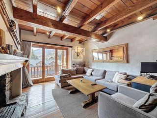 Location Appartement à El Tarter. Piso de estilo rústico de 2 dormitorios en alquiler en el tarter