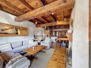 Rent Flat in El Tarter. Piso de estilo rústico de 2 dormitorios en alquiler en el tarter