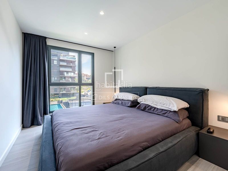 Foto 3277ee2e-2918-482d-a6fb-efba2a8fccc8. Pis amb calefacció aparcament piscina a Finestrelles Esplugues de Llobregat