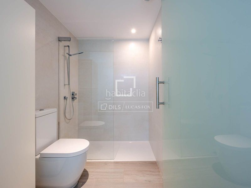 Foto 390811b8-255c-40a5-b8b7-46a480ec30f0. Pis amb calefacció aparcament piscina a Finestrelles Esplugues de Llobregat