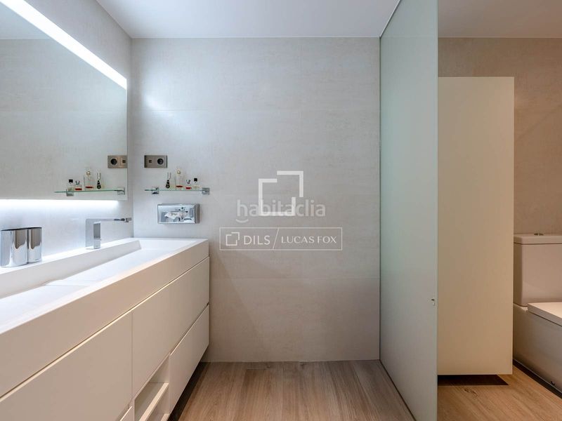 Foto 849442f2-1ef3-4f7c-a63b-e4e3881a001d. Pis amb calefacció aparcament piscina a Finestrelles Esplugues de Llobregat