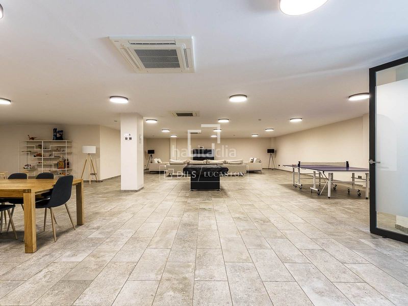 Foto d5245b62-a530-4ddf-974a-b420f9e6fe34. Pis amb calefacció aparcament piscina a Finestrelles Esplugues de Llobregat