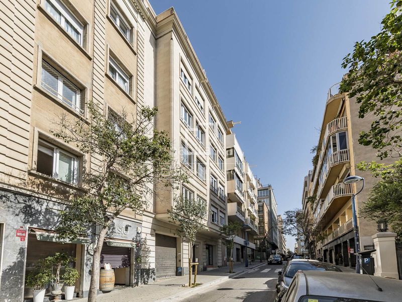 Piso de 3 dormitorios en venta en sant gervasi galvany, en Barcelona - Imagen 42