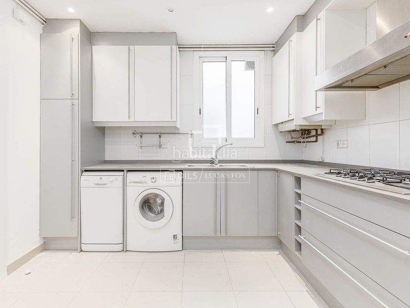 Piso de 3 dormitorios en venta en sant gervasi galvany, en Barcelona - Imagen 13