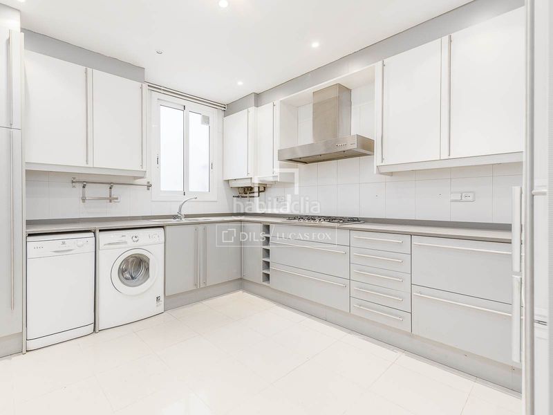 Piso de 3 dormitorios en venta en sant gervasi galvany, en Barcelona - Imagen 12