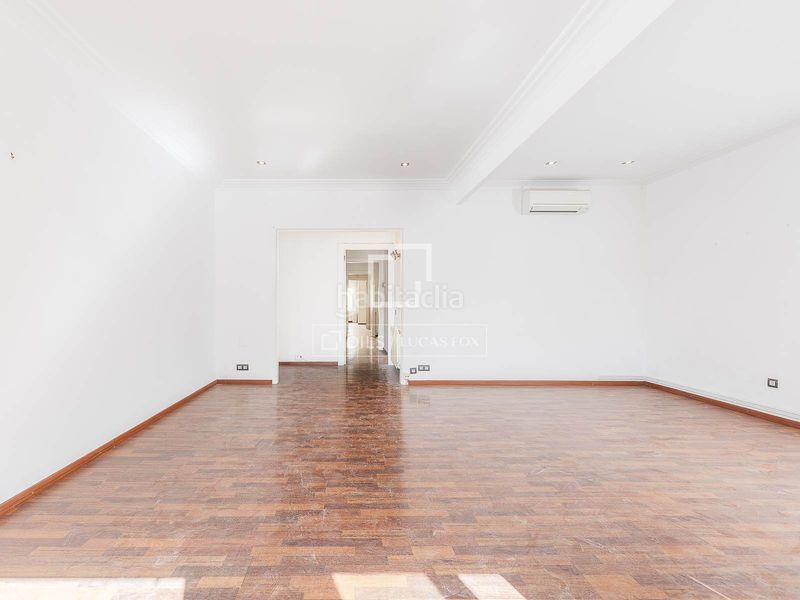 Piso de 3 dormitorios en venta en sant gervasi galvany, en Barcelona - Imagen 9