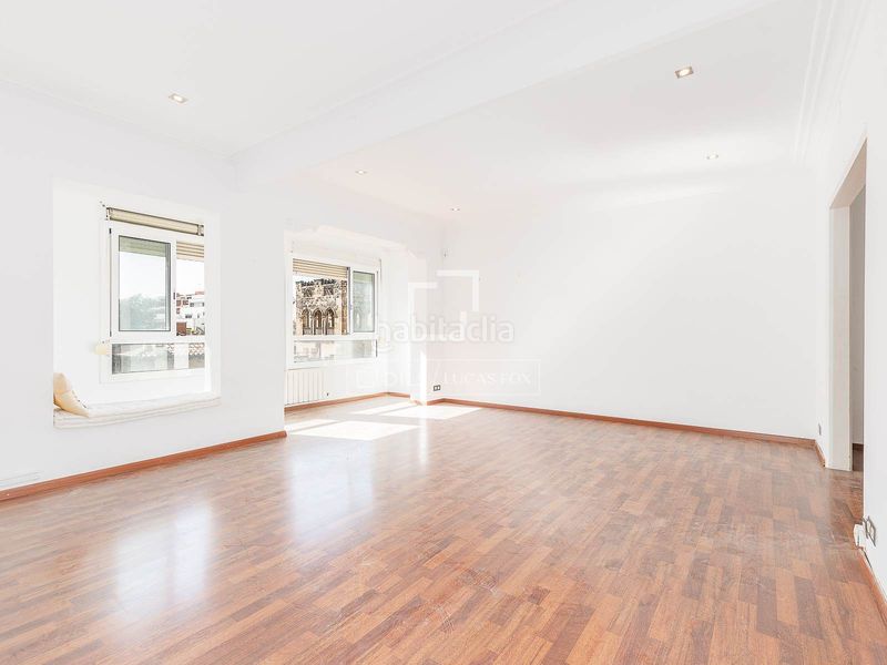 Piso de 3 dormitorios en venta en sant gervasi galvany, en Barcelona - Imagen 2