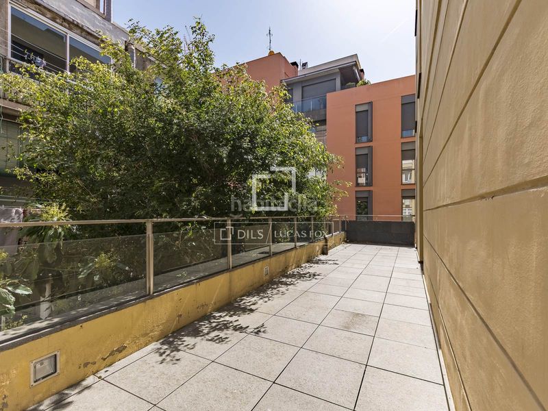 Foto 1288b8ff-fee1-461b-9a54-e5c7c4dc681b. Pis amb calefacció aparcament a Vila de Gràcia Barcelona