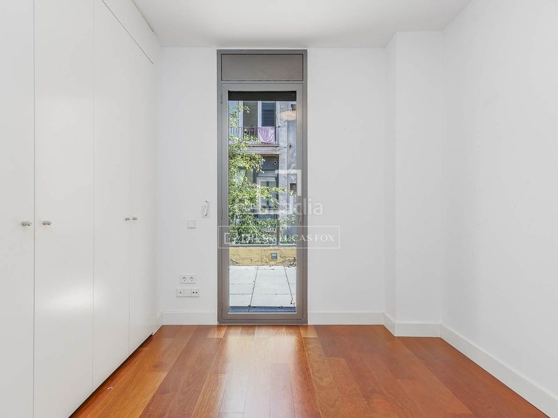 Foto 31211169-8316-4b3f-9615-e20d2f932783. Pis amb calefacció aparcament a Vila de Gràcia Barcelona