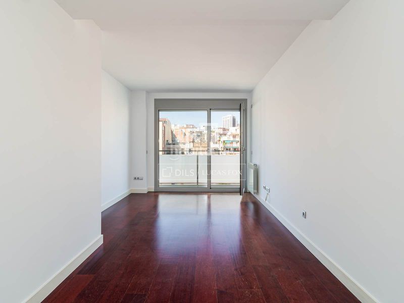 Foto 0ceffa0d-a0a2-44ae-aeac-2255decacb39. Pis amb calefacció aparcament a La Nova Esquerra de l´Eixample Barcelona