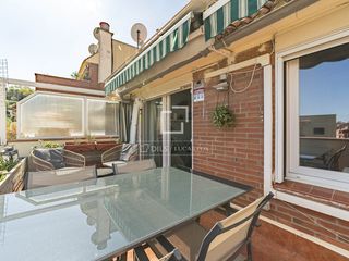 Penthouse in Font de la Guatlla. Precioso sobre ático de 3 dormitorios con 14m terraza en venta e