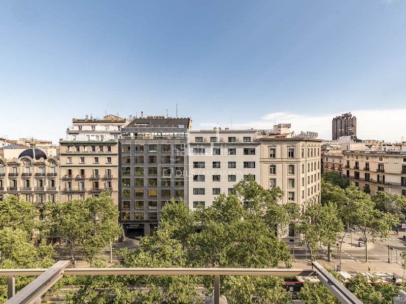 Foto b0868916-67c4-4388-8cd8-b3510bb90090. Àtic amb calefacció aparcament a Dreta de l´Eixample Barcelona