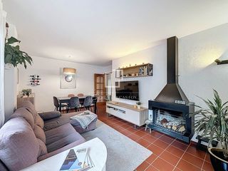 Location Appartement à Canillo. Fantástico piso de 3 dormitorios en alquiler en el centro de can