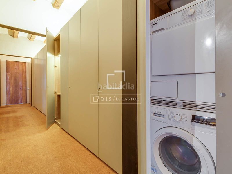 Foto 4e441d57-b233-4a17-9e00-20bedbbc3707. Pis a Raval Barcelona