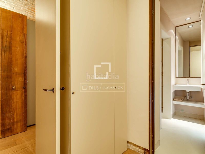 Foto 954ef105-d524-4402-b11e-795861005153. Pis a Raval Barcelona