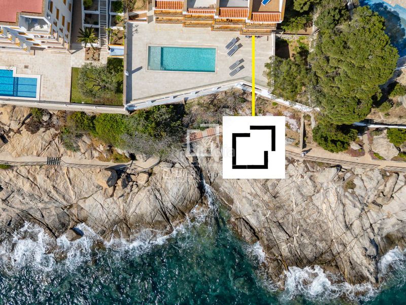 Foto e562d0cc-251f-4453-83fd-68f1b6585e54. Xalet amb aparcament piscina a Puig Rom-Canyelles-Almadrava Roses