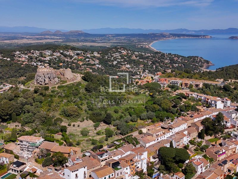 Foto 39136aad-53c8-4d31-aab5-5ddc579d6af7. Xalet amb aparcament a Begur Begur