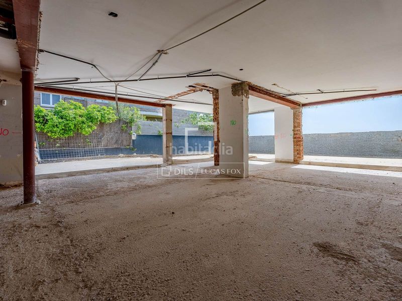 Foto a55c853c-4485-463c-be77-b14d720c72f2. Xalet amb calefacció aparcament piscina a Ciutat Diagonal Esplugues de Llobregat
