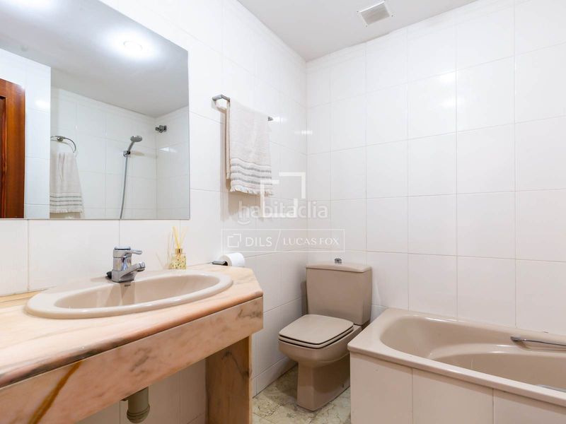 Foto d3c8733d-d74c-419d-a1d7-9f7bff26dee9. Pis amb aparcament a Centre Sant Just Desvern