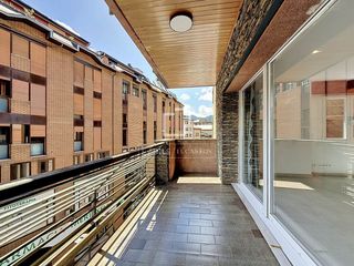 Lloguer Pis a Centro. Piso completamente renovado de 3 dormitorios en alquiler en ando