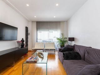 Pis a Centre. Fantástico piso de 96m2 con balcón de 1,40m2, 3 dormitorios y do