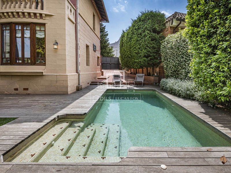 Foto b5d02484-21bd-4b94-8172-dca9f6aaf0fb. Xalet amb calefacció aparcament piscina a Eixample Sant Cugat del Vallès