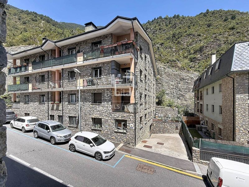 Foto bdd06ba1-eed8-4786-b820-a12b7b4a277c. Pis amb calefacció aparcament a Vila Encamp