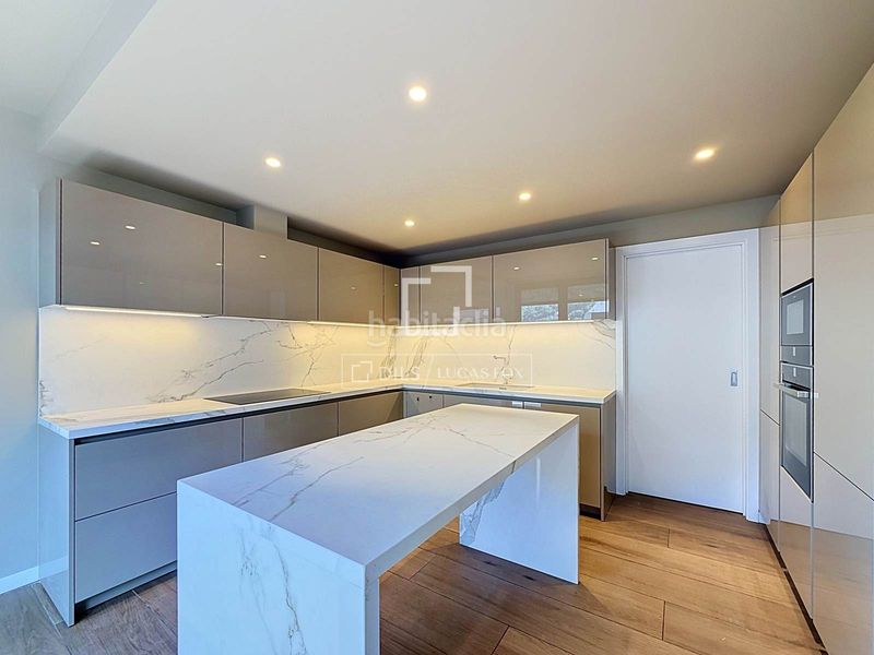 Foto c831c4f6-b86c-4458-a717-6c4263f1e422. Piso exclusivo piso de alto standing con 34m2 de terrazas en venta en el corazón de escaldesengordany en Escaldes-Engordany