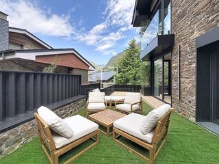 5-bedroom house for sale in Escaldes-Engordany · 3 of 60