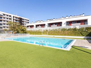 Appartamento in Mas Lluí - Els Miralls. Exclusivo apartamento reformado, de obra seminueva, con vistas y