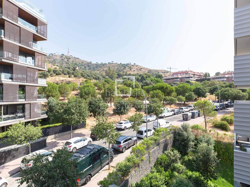 Foto 74d5a5d5-ceee-4667-8c13-fc60e9a03319. Pis amb calefacció aparcament piscina a Finestrelles Esplugues de Llobregat