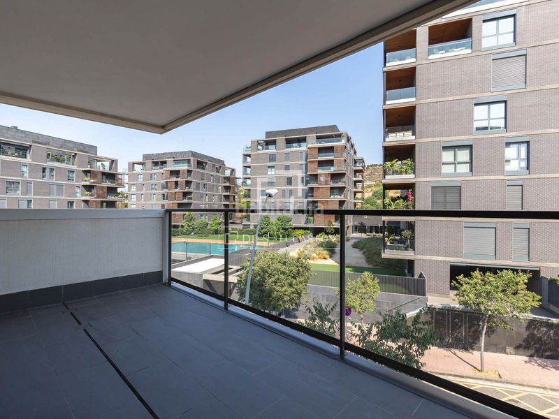 Foto a3365956-c1de-48d1-b5d2-d53a08dc85fd. Pis amb calefacció aparcament piscina a Finestrelles Esplugues de Llobregat