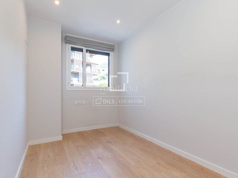 Foto f6245216-798b-4fc4-a84a-b635b7b945f4. Pis amb calefacció aparcament piscina a Finestrelles Esplugues de Llobregat