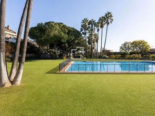 Chalet en La Mallola. Casa  villa en excelentes condiciones y recién  reformada en ven