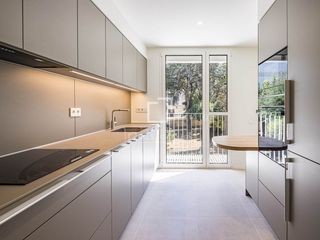 Piso en Vilamarina. Piso de obra nueva con 3 dormitorios, 2 baños, balcón y terraza