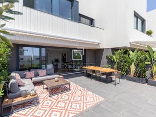 Affitto Chalet in Finestrelles. Casa unifamiliar de alto standing con vistas a barcelona en alqu