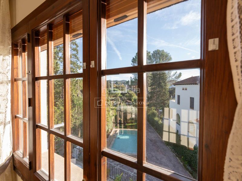 Foto ff8e9ef0-97e2-4070-a134-7d0aa36d4d54. Alquiler chalet casa en excelentes condiciones de 6 dormitorios en alquiler en Valldoreix en Sant Cugat del Vallès
