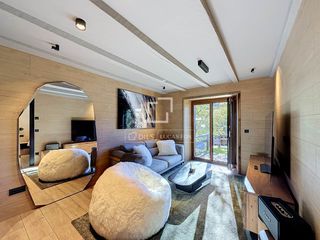 Rent Flat in El Tarter. Excelente piso reformado y amueblado de 3 dormitorios con jardín