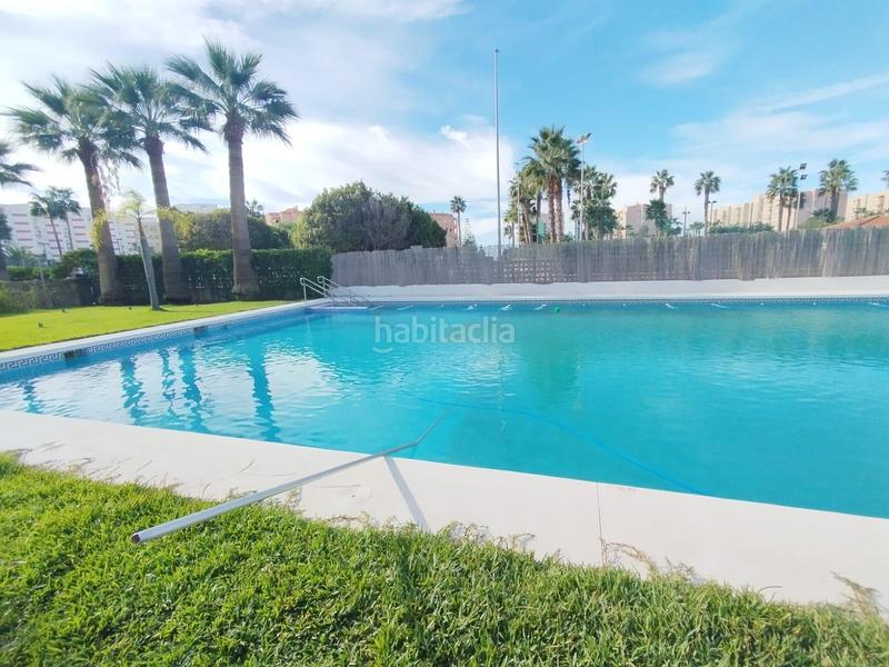 Foto b7cf19bd-baba-4cdd-97fc-23517798ee33. Appartamento con parcheggio piscina in Salobreña costa Salobreña