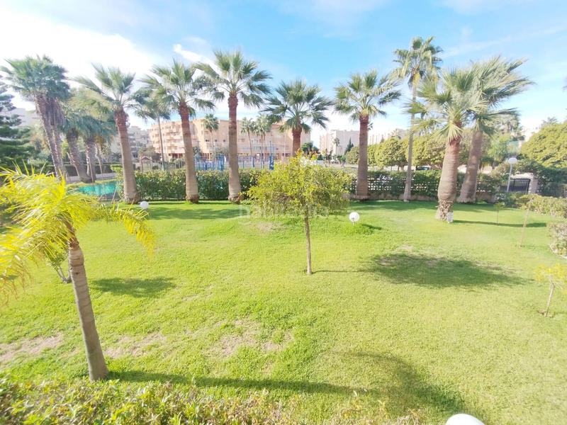 Foto c25ed2e2-24a0-4193-b5d5-2a48a3b017af. Etagenwohnung mit parking pool in Salobreña costa Salobreña