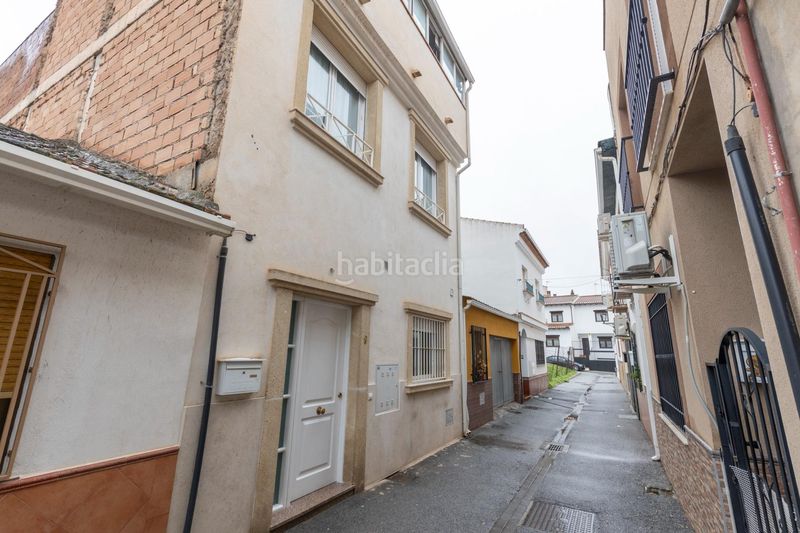 Foto f6a24d24-45f8-40c3-8444-501eab377939. Casa adossada a Villa de Otura