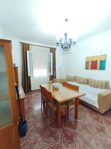 Foto 27a208c4-10bd-4a54-8c5f-f5755ff5403a. Casa amb aparcament a Chimeneas