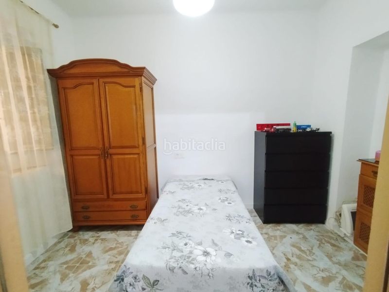 Foto d03546b1-b589-4a98-bbd9-fd9a3a0850f7. Casa amb aparcament a Chimeneas