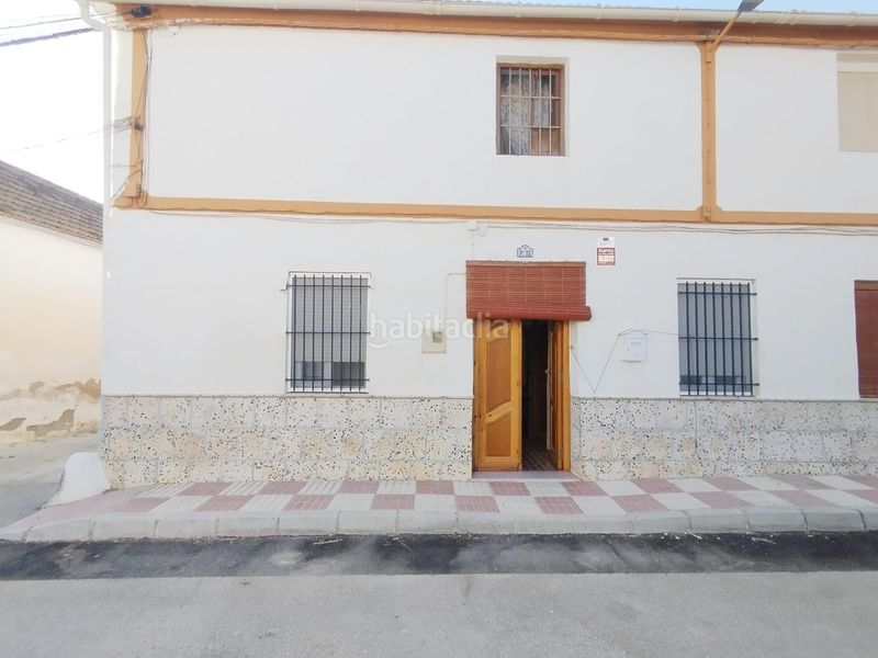 Foto d8d129aa-4b3c-48ca-9999-70de2540db86. Casa amb aparcament a Chimeneas