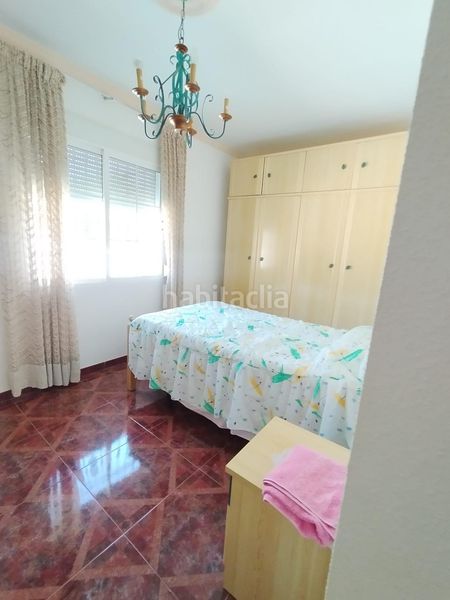 Foto 50a80382-a594-4950-bc1d-22dba9010829. Xalet amb calefacció aparcament piscina a Láchar