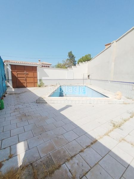 Foto 6efa6611-49df-49f5-aace-79135e62bb00. Xalet amb calefacció aparcament piscina a Láchar
