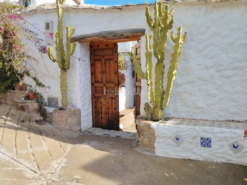 Foto bed7d391-bd83-40b1-b389-0d2173892af3. Masia a calle incierta 3 a Murtas