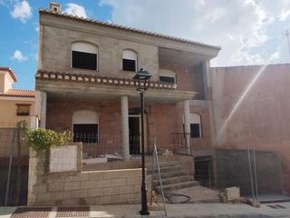 Chalet  Calle hostal (pi)